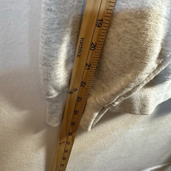 Yellowstone Dutton Ranch Sweatshirt Unisex M Cowboy Western Merch Graphic Top - Picture 10 of 11